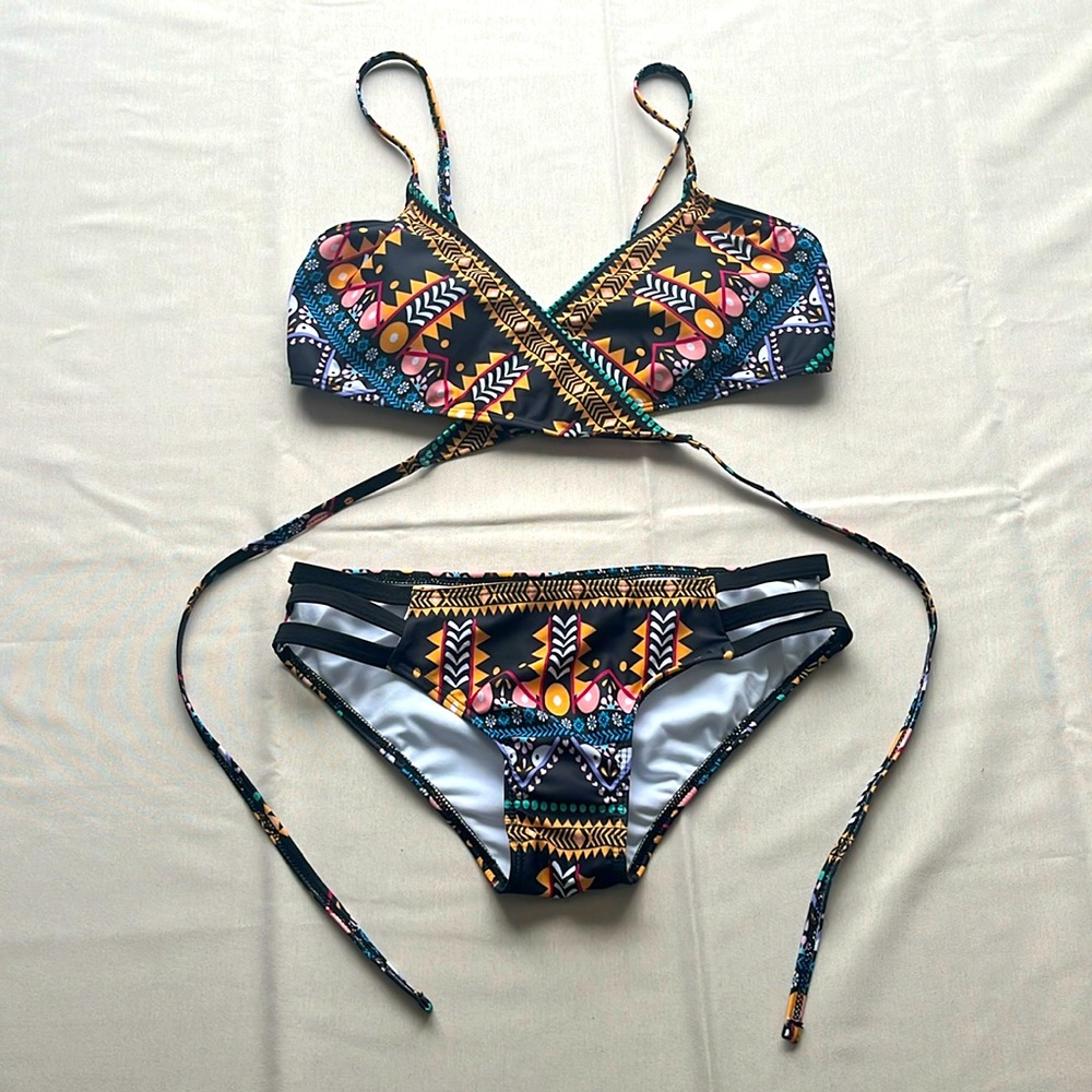 Sexy Cross Body Strap Bikini Boho Print